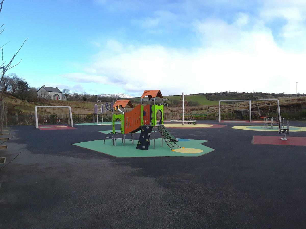 The Bluestack Centre Hostel Donegal Town Екстериор снимка
